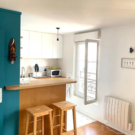 Charming Parisian Near Montmartre * Paris